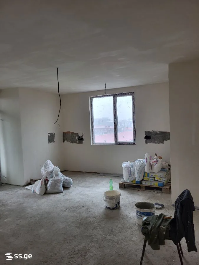 3 room Flat For Sale. Batumi · 6/7