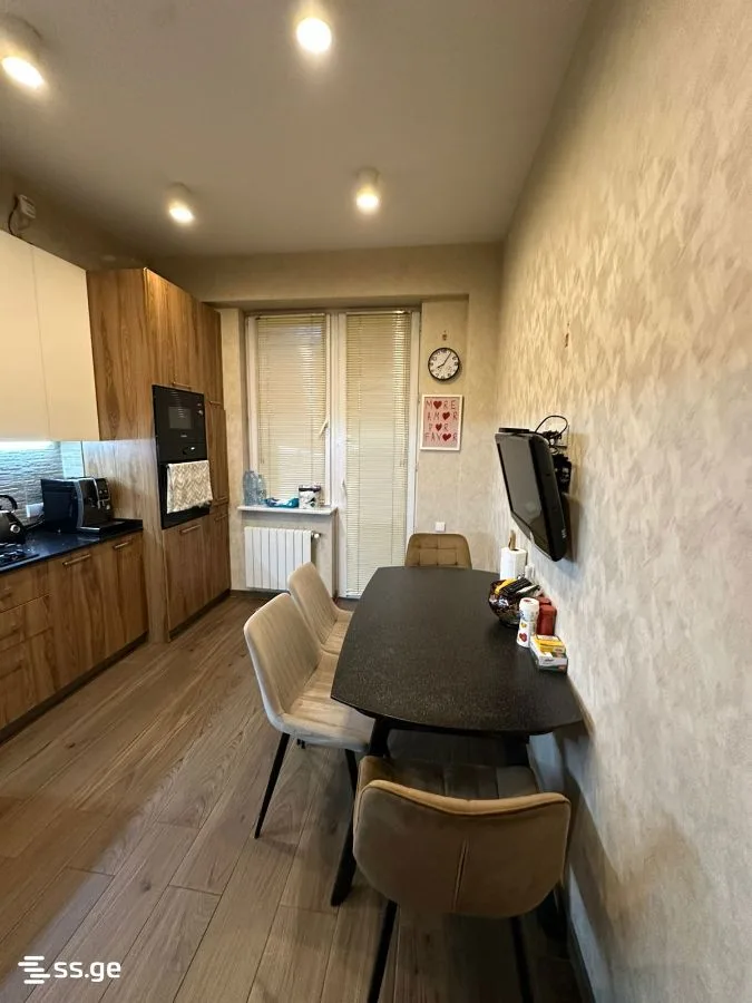 5 room Flat For Sale. Saburtalo · 2/12