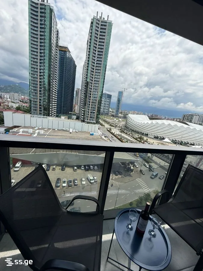 1 room Flat For Sale. Batumi · 6/12