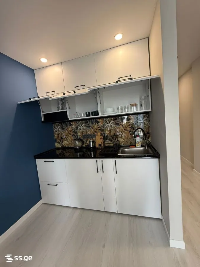 1 room Flat For Sale. Batumi · 8