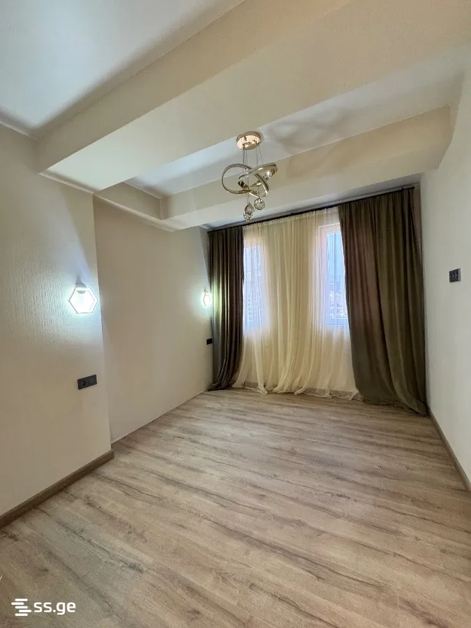 3 room Flat For Sale. Didi digomi · 3