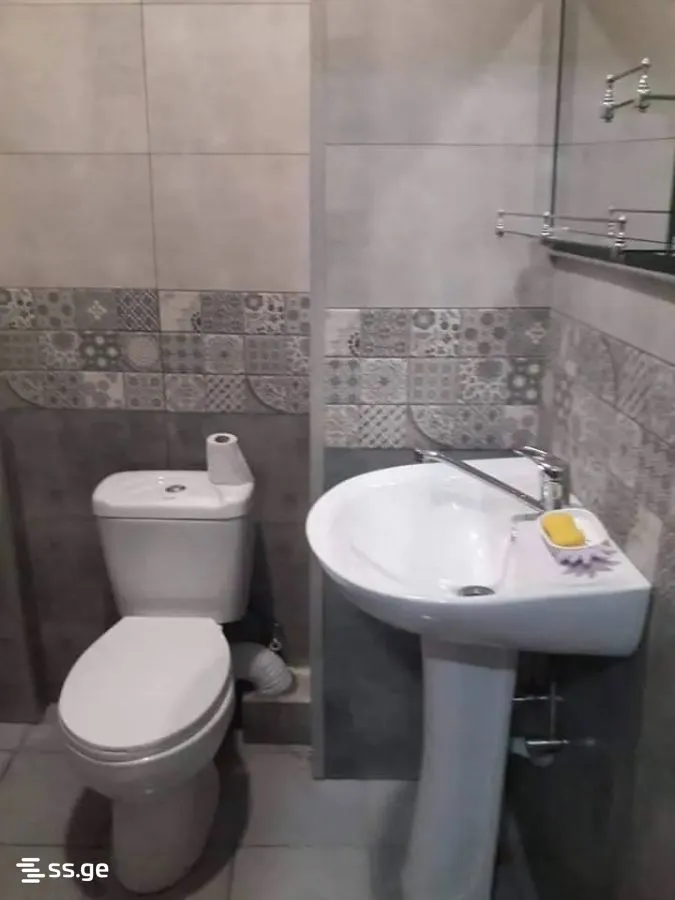 1 room Flat For Sale. Batumi · 5