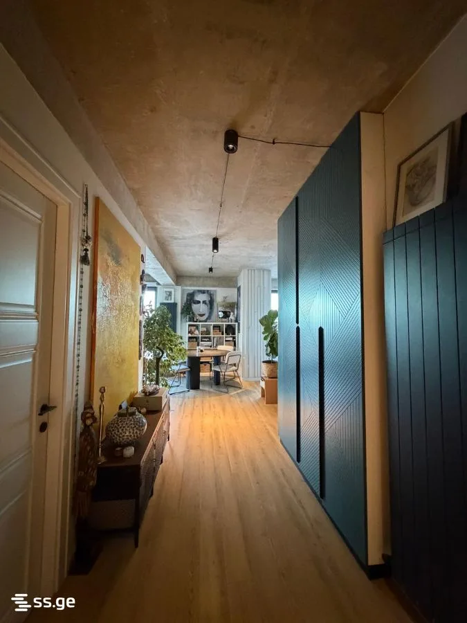 4 room Flat For Sale. Isani · 4/12