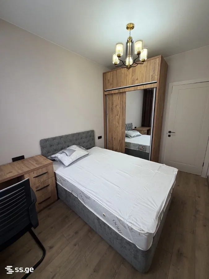 3 room Flat For Rent. Digomi · 10/12
