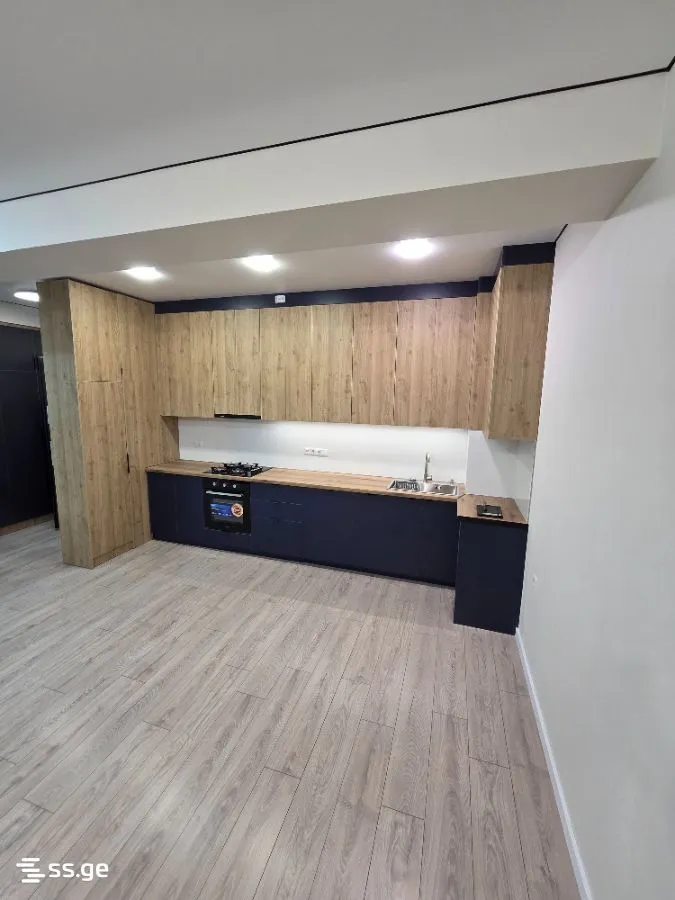 3 room Flat For Sale. Didi digomi · 5
