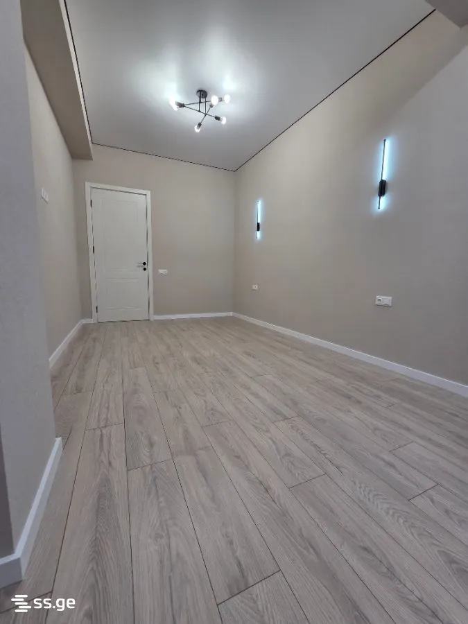 3 room Flat For Sale. Didi digomi · 10