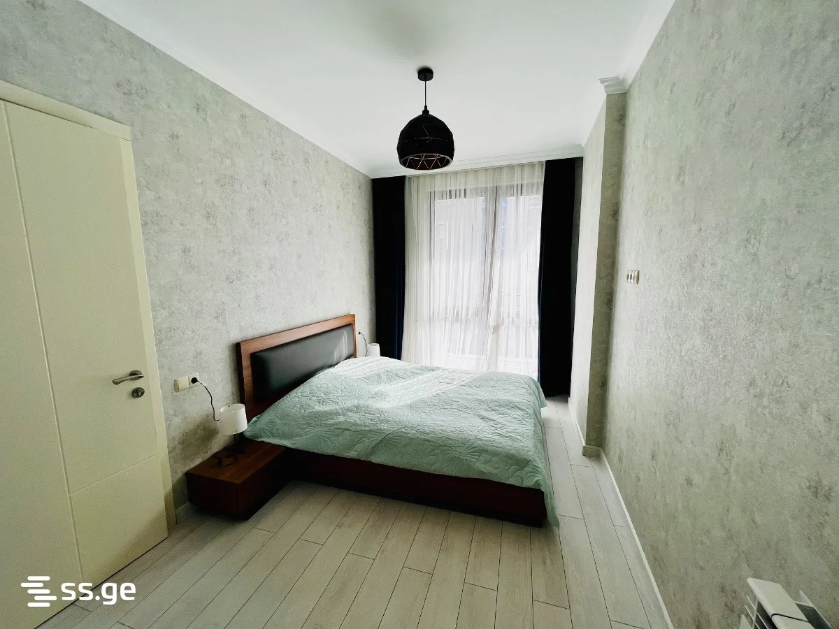 2 room Flat For Sale. Batumi · 5/12