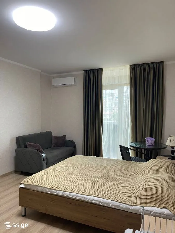 1 room Flat For Rent. Batumi · 4