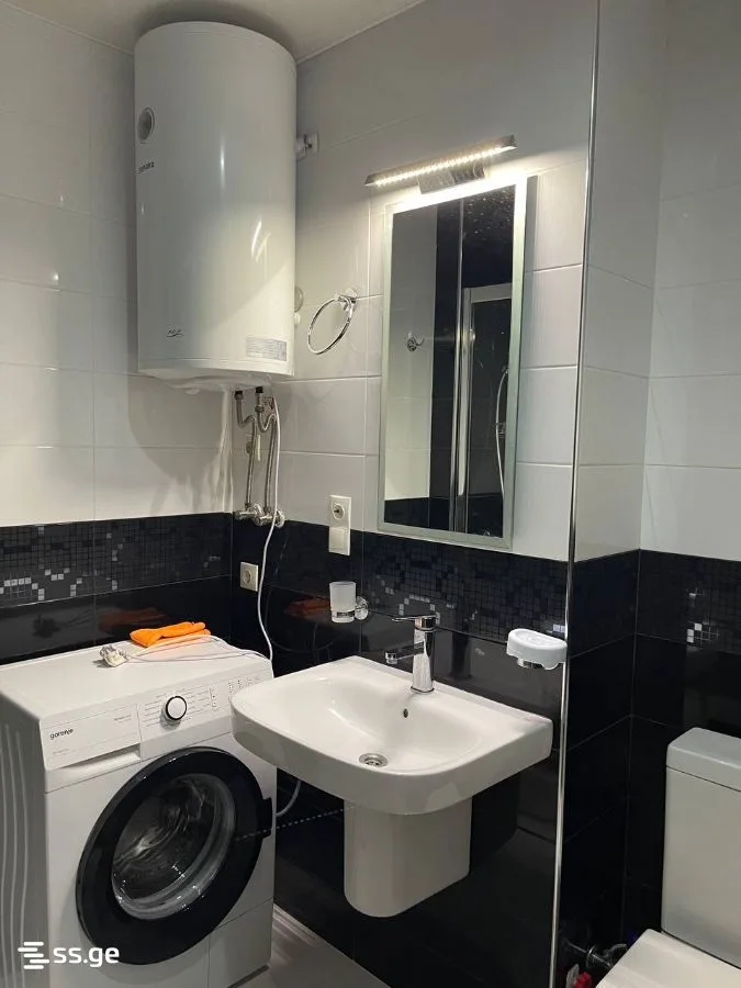 1 room Flat For Rent. Batumi · 6/7