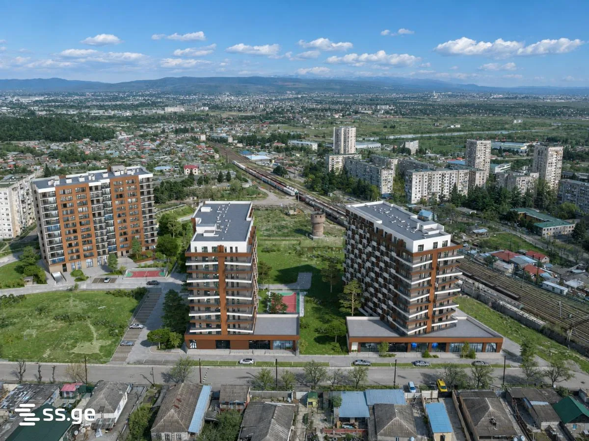 4 room Flat For Sale. Ponichala · 7/7