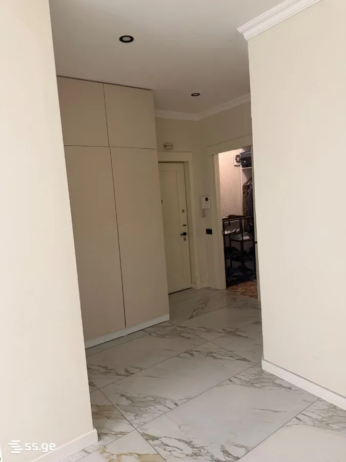 3 room Flat For Sale. Saburtalo · 10/12
