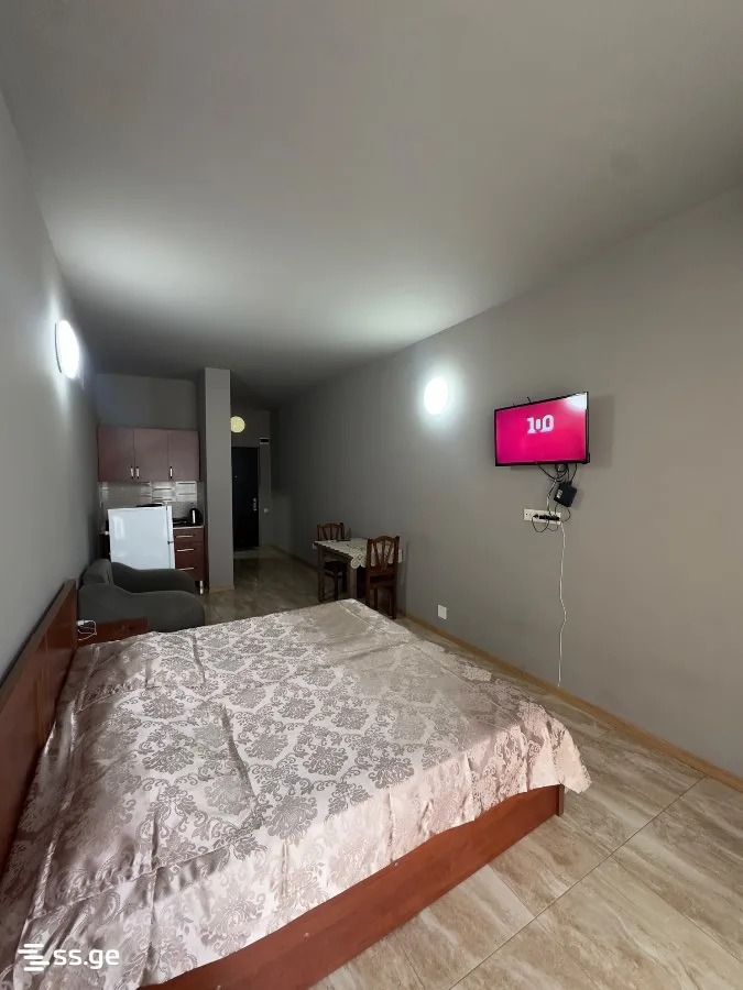 1 room Flat For Sale. Batumi · 3/8