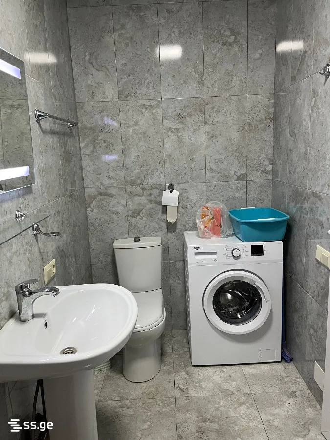 1 room Flat For Sale. Batumi · 5/8