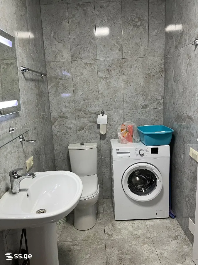 1 room Flat For Sale. Batumi · 5