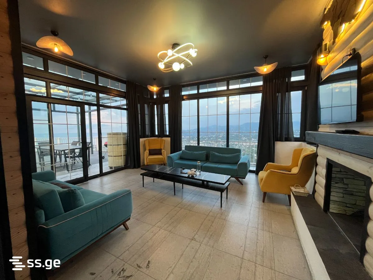 3 room Flat For Rent. Batumi · 12
