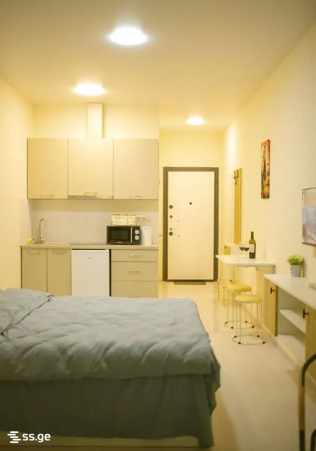 1 room Flat For Rent. Batumi · 4