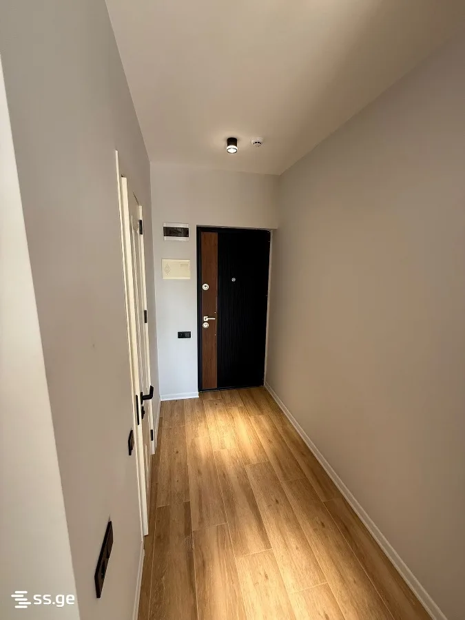1 room Flat For Sale. Batumi · 2/11
