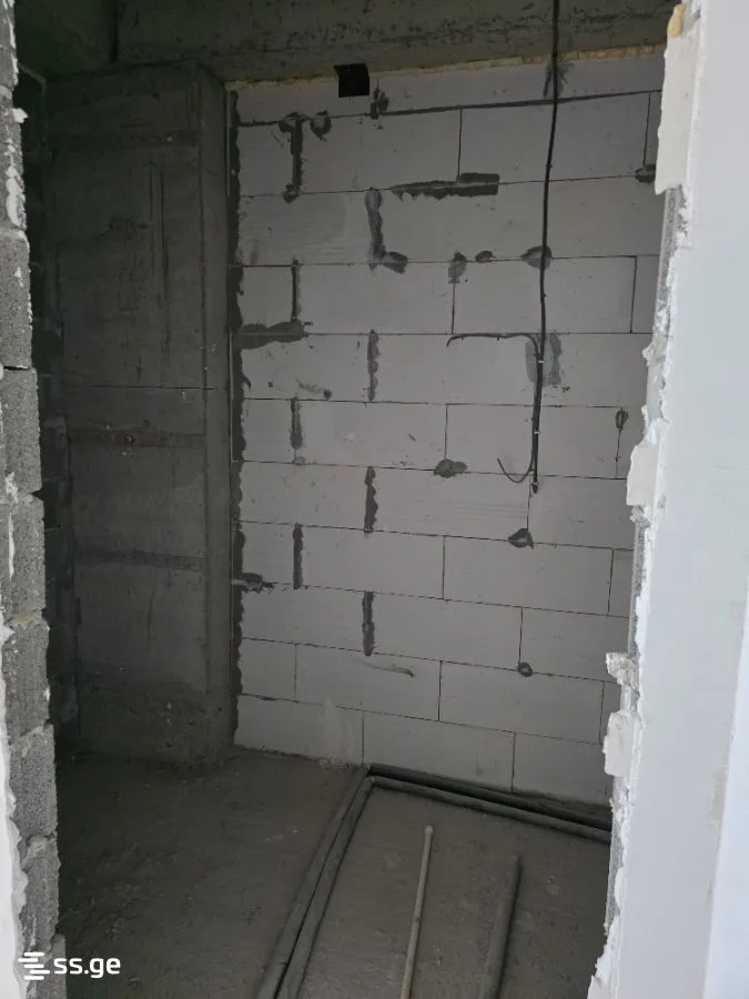 4 room Flat For Sale. Mukhiani · 3/12