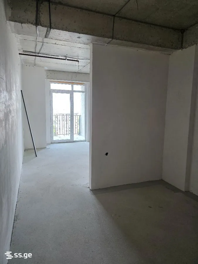 4 room Flat For Sale. Mukhiani · 7