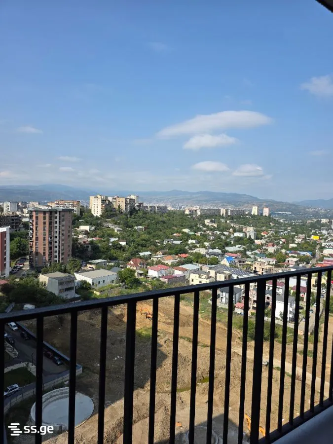 4 room Flat For Sale. Mukhiani · 8