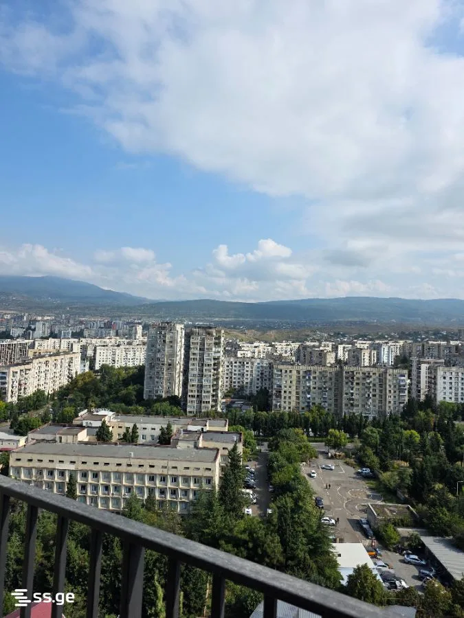 4 room Flat For Sale. Mukhiani · 10/12