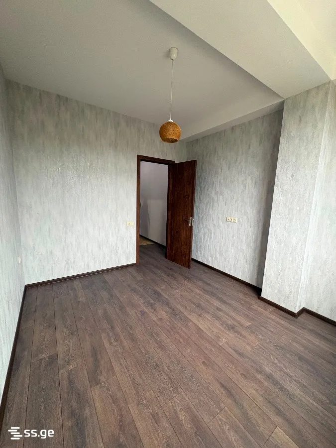 2 room Flat For Sale. Didi digomi · 5