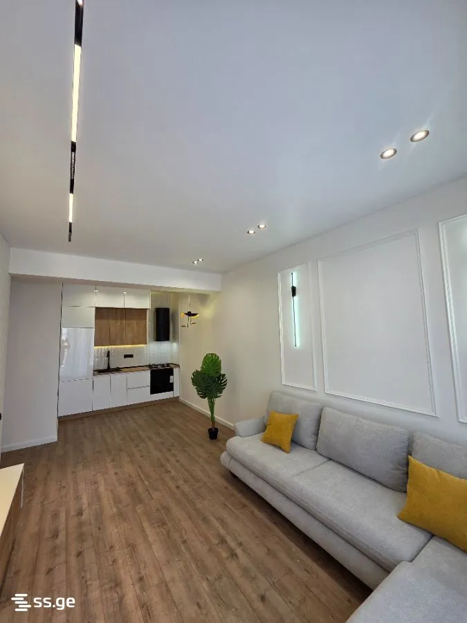2 room Flat For Sale. Didi digomi · 8