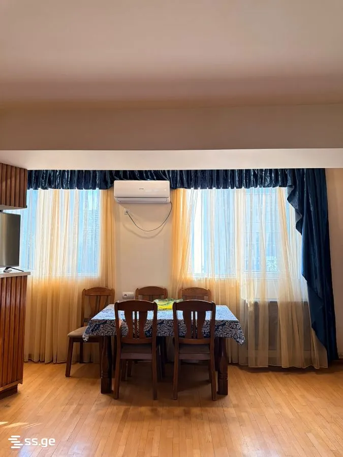 3 room Flat For Rent. Vake · 6