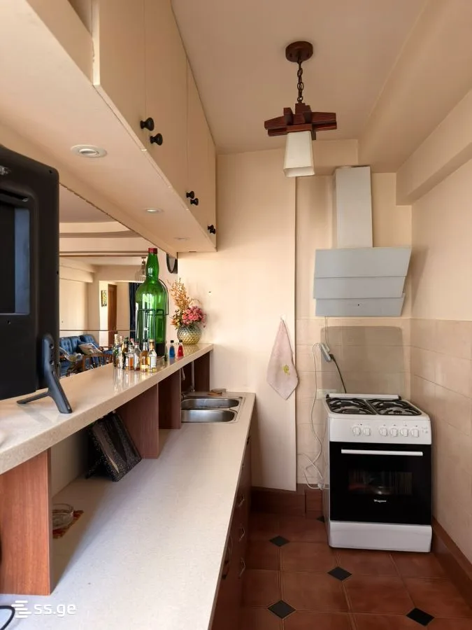3 room Flat For Rent. Vake · 10/10