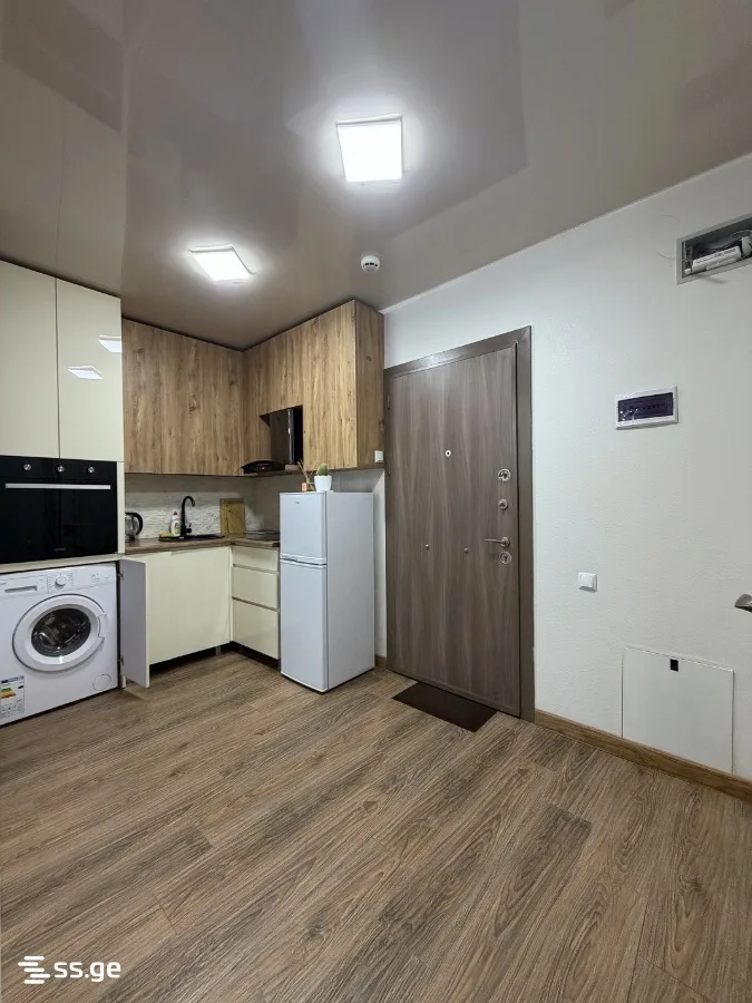 2 room Flat For Rent. Batumi · 4/7