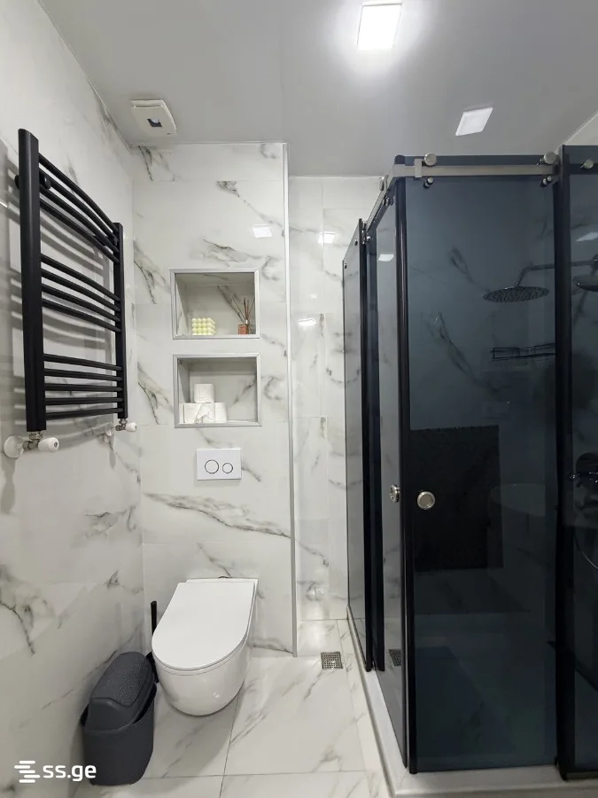 2 room Flat For Rent. Batumi · 5/7