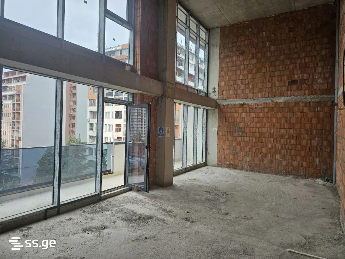 3 room Flat For Sale. Batumi · 8/10
