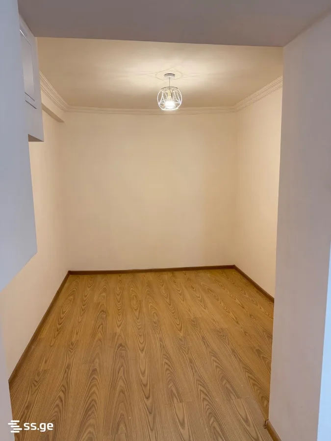 2 room Flat For Sale. Districts of Vazha-Pshavela · 4/12