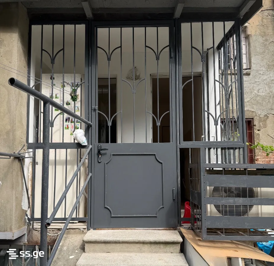 2 room Flat For Sale. Districts of Vazha-Pshavela · 5/12