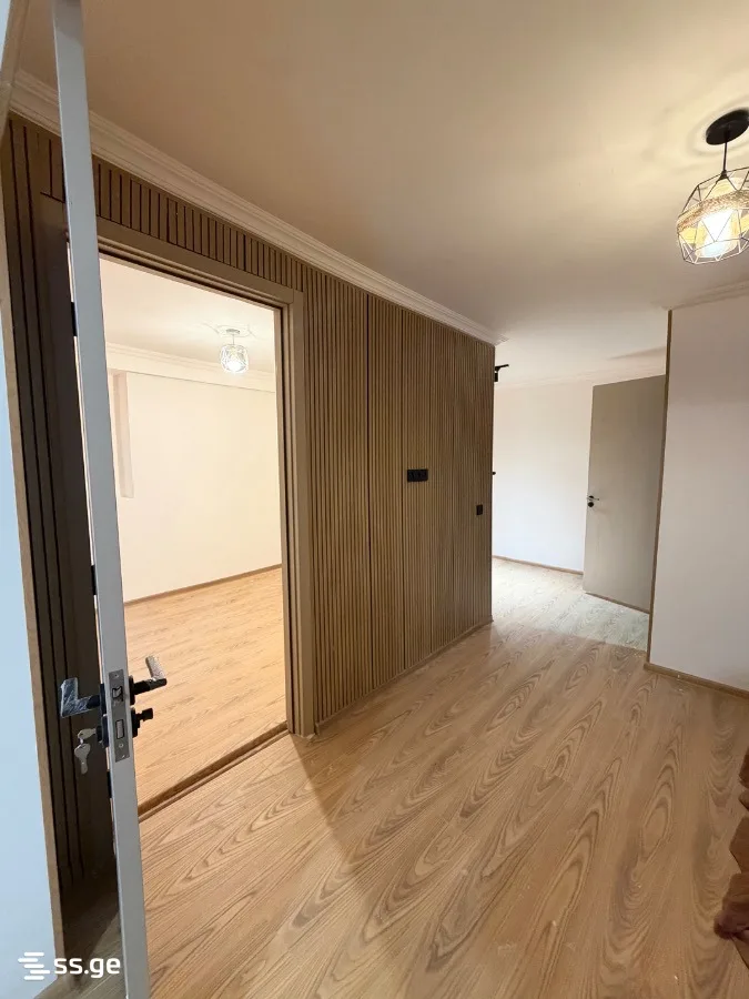 2 room Flat For Sale. Districts of Vazha-Pshavela · 10/12