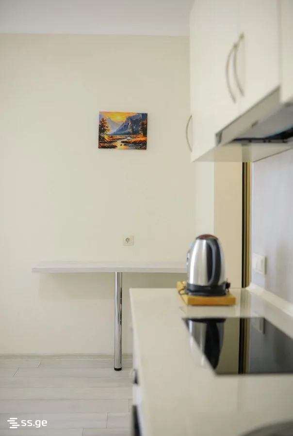 1 room Flat For Sale. Batumi · 3/6
