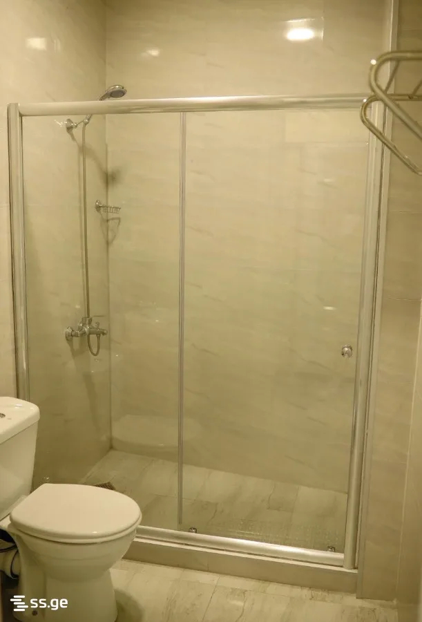 1 room Flat For Sale. Batumi · 4/6