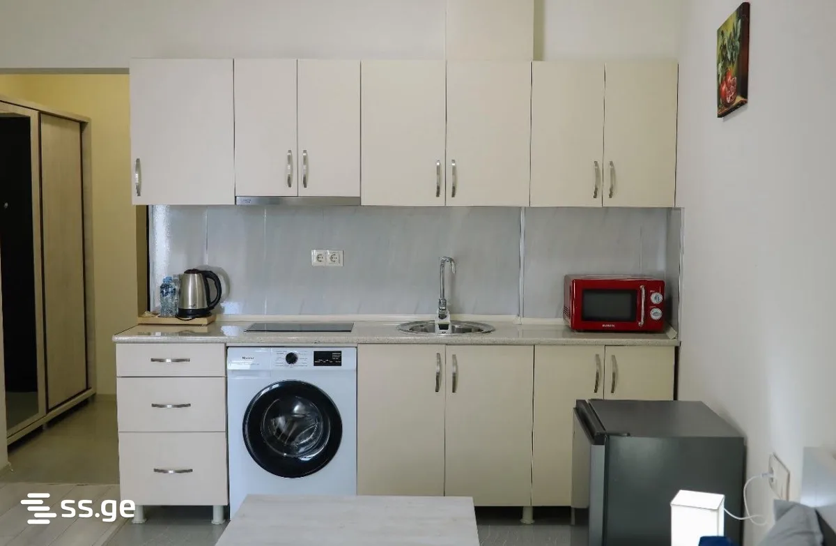1 room Flat For Sale. Batumi · 5/6