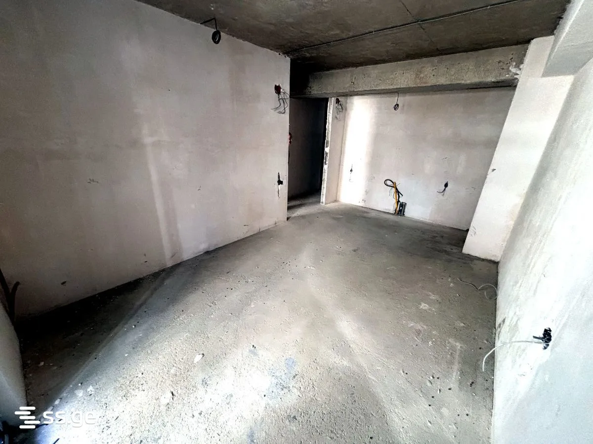 2 room Flat For Sale. Vake · 5/12