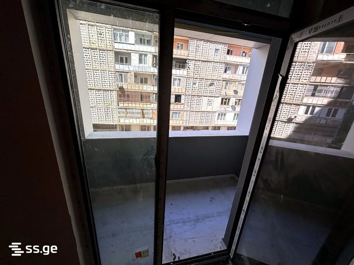 2 room Flat For Sale. Vake · 8/12