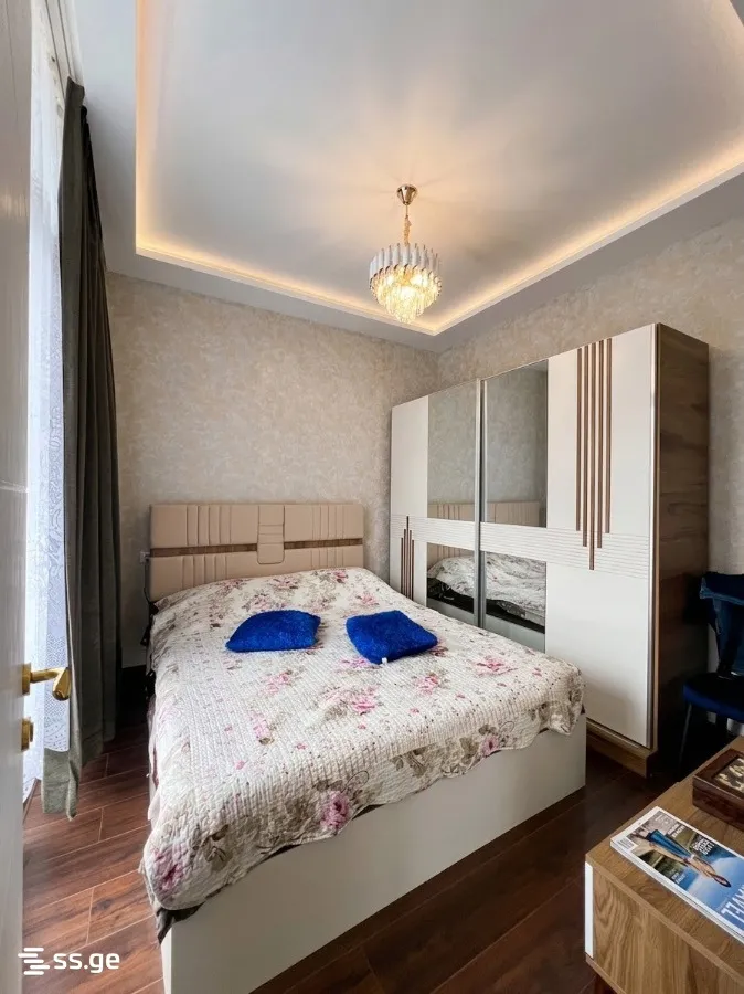 3 room Flat For Sale. Batumi · 3