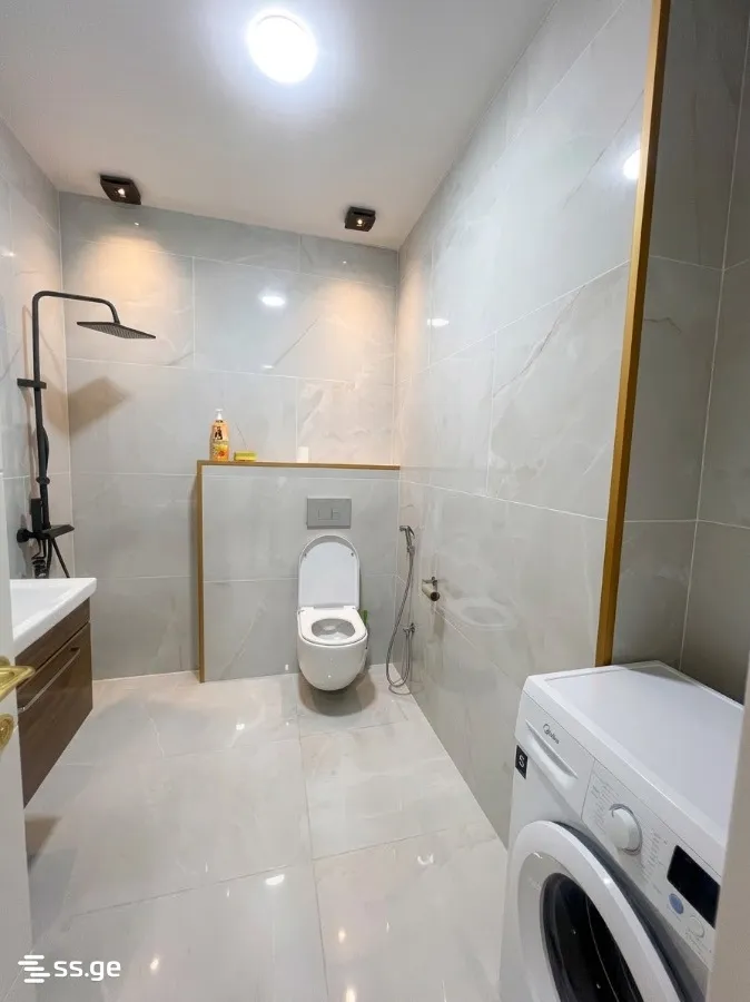 3 room Flat For Sale. Batumi · 4