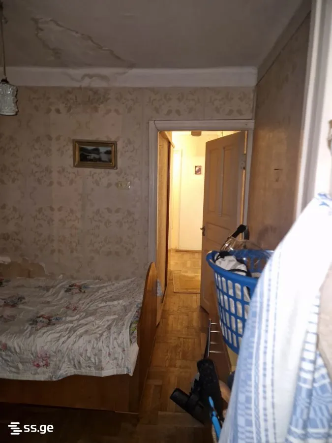 3 room Flat For Sale. Saburtalo · 3
