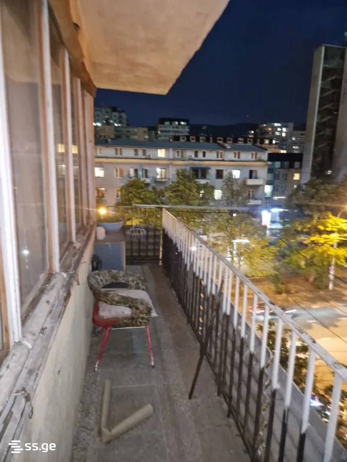 3 room Flat For Sale. Saburtalo · 4/9