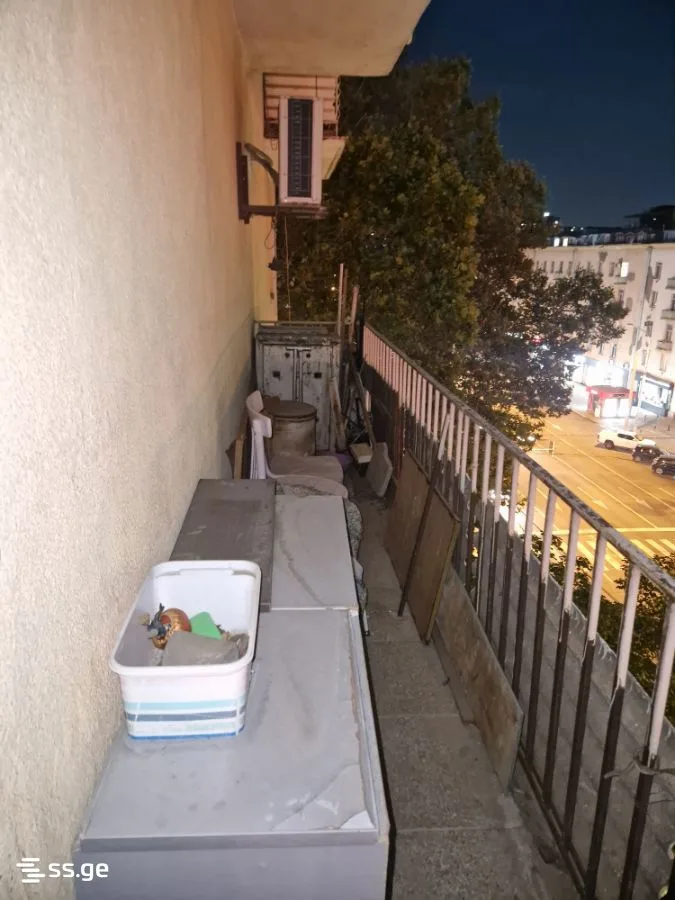 3 room Flat For Sale. Saburtalo · 5/9