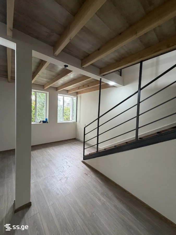 5 room Flat For Sale. Isani · 5/12