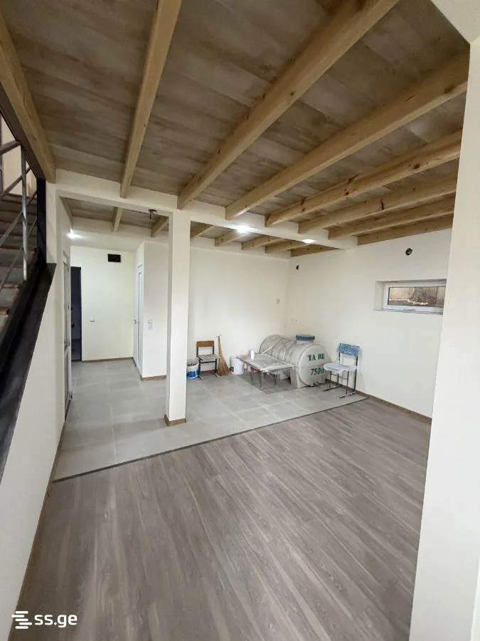 5 room Flat For Sale. Isani · 9/12