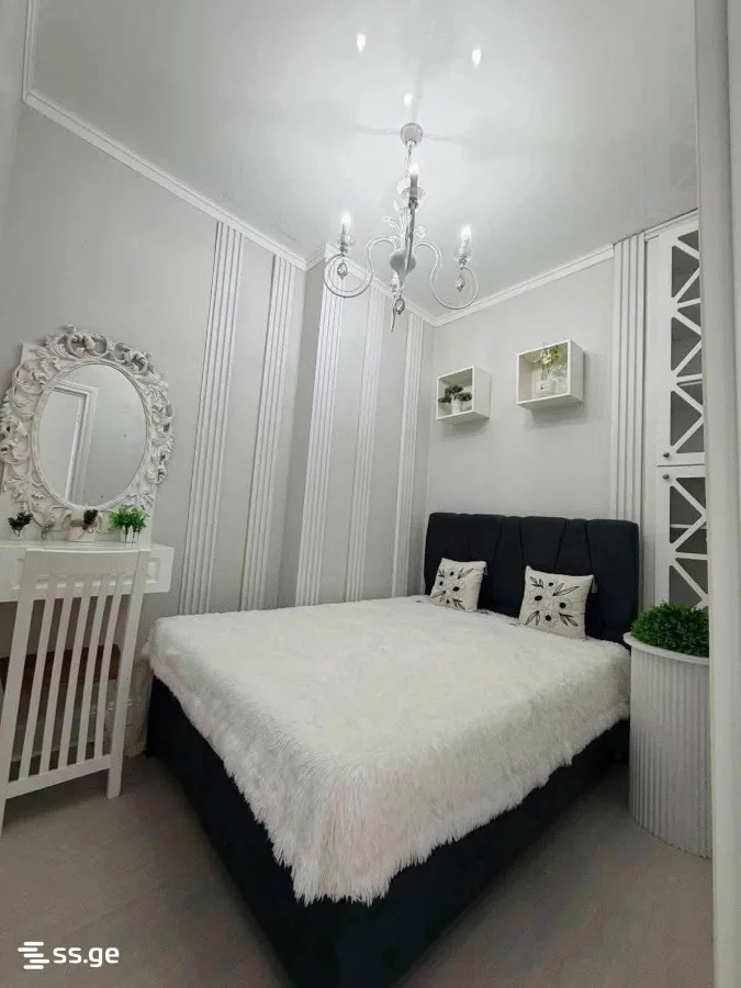 2 room Flat For Sale. Batumi · 3/12