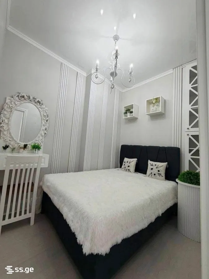 2 room Flat For Sale. Batumi · 3