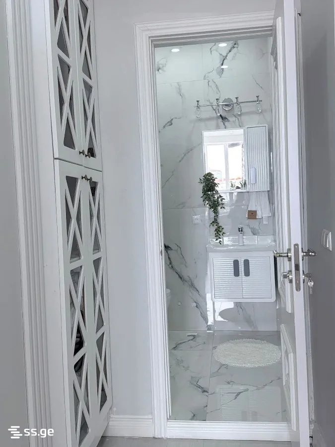 2 room Flat For Sale. Batumi · 12/12
